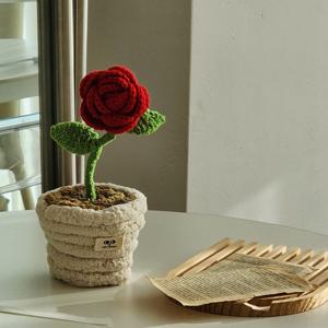 빨간장미 포근식물 촬영소품 오브제 플랜트 식집사 뜨개 조화 인형