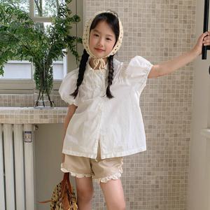 더블버튼 퍼프 반팔 블라우스 R16979
