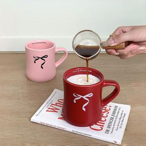 [해외] 대용량 리본 세라믹 머그컵 커피잔 인테리어 오브제 컵 2colors