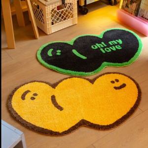 [해외] 하트 인테리어 거실카페트 포인트 러그 발매트 2colors