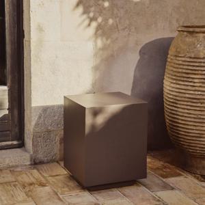 RUSTELLA 루스텔라 브라운 GFRC 시멘트 사이드테이블