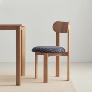 클로드 우드체어 내추럴 체크