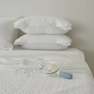 샤르르 썸머쿨 3D 메쉬 냉감 밴딩 베개커버 50x70