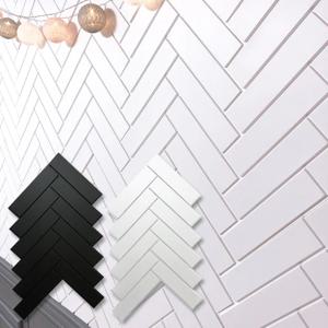 셀프 인테리어 단열 효과 쉽게 붙이는 헤링본 욕실 주방 타일