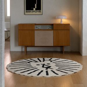 빅 라이언 원형 러그 - 블랙라인 온 아이보리