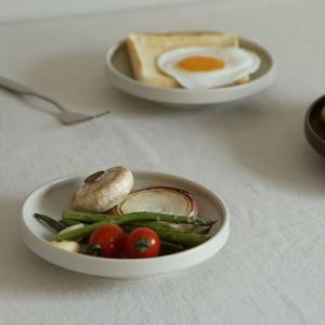 오트 무광 도자기 원형 굽접시 브런치 디저트 파스타 플레이팅 접시