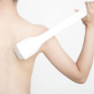 특허받은 실리콘 롤러 국내산 셀프 등케어 로션 바르는 도구 럽바디 바디오일