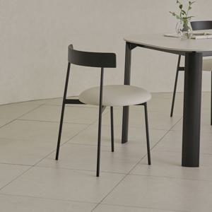 [리퍼] 토리 식탁 카페 원목 등받이 디자인 실버 스틸 의자