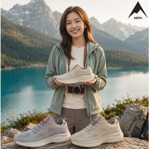네파 (정가 105,000원)안유진픽 여름 시원하고 쿠션좋은 컴포트레블 초경량 워킹화 7L27666