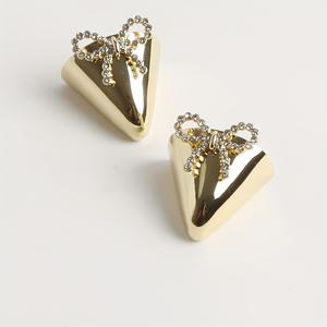 TEMU 2개입 정교한 골든 라인스톤 리본 하이힐 발가락 장식품, 탈부착 가능, 라이트 럭셔리, 느낌, 파티와 데이트에 인기, 선물, 신발 및 부츠 장식