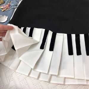 TEMU 빈티지 블랙 앤 화이트 피아노 디자인 빈티지 아트 스커트, 새로운 여름 스타일, 페티트 피규어를 위한 다용도 숏 스커트