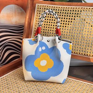 TEMU 여성용 모던 토트백 - 메탈릭 클라스프가 있는 가벼운 폴리에스터 오픈탑 일상용 핸드백, 레드 액센트의 꼬임 스트랩 - 캐주얼 & 포멀 핸드백 (핑크/블루) - 쉬운 세척 디자인