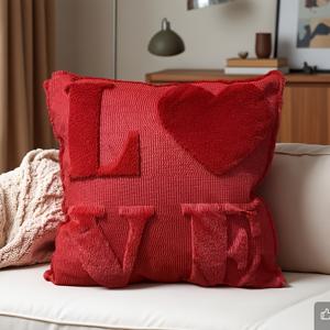 TEMU 1개 3D 자수 LOVE 베개커버, 입체 LOVE 자수 쿠션, 고품질 자수 공예, 플러시 충전재, 편안한 원단, 홈 소파 장식, 3D 자수 LOVE 하트 쿠션, 창의적이고 실용적, 여성을 위한 이상적인 생일 선물, 3D 자수 LOVE 쿠션, 아늑한 겨울 홈 필수품