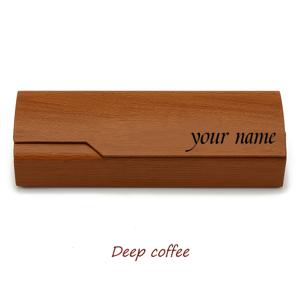 TEMU 원목 질감의 이름 각인 가능한 안경 케이스, 나만의 독점적인 안경 보관 솔루션을 위한 맞춤형 이름 각인 지원, 독특하고 실용적입니다. 자매, 친구, 부모님을 위한 생일 선물로 적합