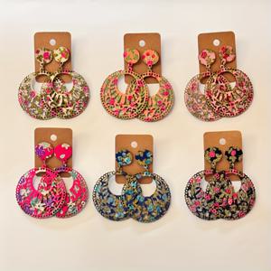 TEMU 정교한 스타일 6개 패브릭 프린트 우드 귀걸이 세트, 여성용 라운드 빈티지 우드 패션 주얼리, 창의적으로 디자인된 작은 플로럴 레트로 바캉스 스타일 귀걸이, 그녀를 위한 완벽한 선물