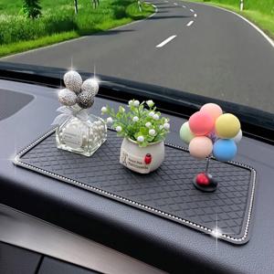 TEMU 1개 초대형 자동차 보관용 미끄럼 방지 매트, 실리콘 및 PVC 소재, 내열성, 미끄럼 방지, 휴대폰, 장식품, 열쇠에 적합