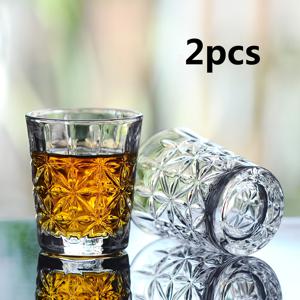 TEMU 2개/6개/12개 1.7oz 미니 시핑 글라스, 각인 패턴 엑스트라 데킬라 위스키잔, 위스키, 보드카, 데킬라용 투명 글라스. 이 글라스는 투명하고 심미적으로 아름답고, 가정에서의 음주, 호텔, 바, 레스토랑 시식에 적합합니다. 이 글라스는 다채롭고 품격 있는 라이프스타일을 위한 이상적인 선택입니다.