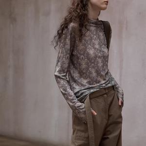 TEMU 빈티지 패션 디자인의 독특한 여성용 긴팔 티셔츠. 가을, 봄에 완벽하며, 독특한 하프 터틀넥 스타일이 특징입니다.