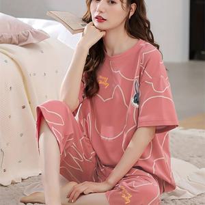 TEMU 캐주얼 여성용 토끼 프린트 파자마 세트 - 수박 레드 라운드 넥 반팔 상의와 신축성 허리 바지, 기계 세탁 가능, 완벽한 여름 파자마, 루즈핏 파자마, 폴리에스터 고무 혼방