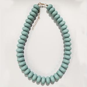 TEMU 여성을 위한 핸드메이드 목걸이. 유럽 및 미국 스타일의 플라스틱 기하학적 플랫 비즈가 특징이며, 일상적인 사용 및 축제 선물로 적합합니다.