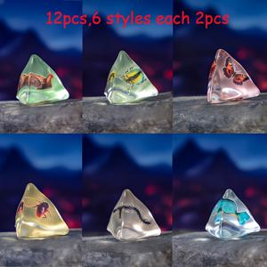 TEMU 12개 세트 시뮬레이션 곤충 화석 - 투명 호박 보존 곤충, 삼각형 미네랄 스타일 장식, DIY 웨딩, 정원, 교실, 박물관용 - 전기 불필요, 내구성 있는 레진 고생물학 디스플레이 & 홈 데코 - 교육용 전시, 화석 디스플레이 케이스, 정원 장식, 카툰 아트워크, 수공예품, 자연 애호가를 위한 필수 아이템