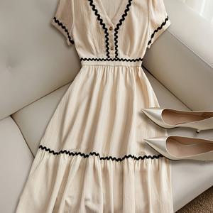 TEMU 프렌치 스타일 V넥 허리 집은 드레스, 대비되는 레이스 장식, 우아한 롱 가운