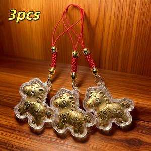 TEMU 3개 골든 말 펜던트, 2026년 말년 돈 휴대폰 참, 아크릴 동물 테마 불규칙한 모양 장식 행잉 장식품 (가정, 가방, 휴대폰용) - 현대적인 스타일, 전기 불필요, 친구를 위한 이상적인 선물, 말 장식