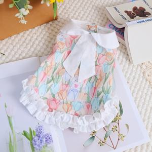 TEMU 여름철 상쾌한 플로럴 토끼 프린트 패턴 라펠 타이 스커트, 나무 귀 엣지 디자인, 장난기 넘치는 귀여운 오픈-CHEST 스냅 버튼으로 착용하기 쉬운 드레스. 애완 고양이 및 강아지 파티, 실내 및 실외 놀이에 적합합니다.
