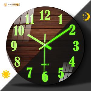 TEMU 1개 판타지 야광 벽시계, 어둡고 거친 나무결 가로 보드 패턴, 강화 유리 필름 무소음 시계, 가정용 배터리 작동 벽시계, 식당, 복도 이상적인 데이트, 형제, 부활절 선물 AA 배터리 작동 (미포함)