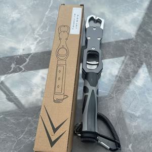 TEMU 비늘 포함 피쉬 그리퍼 플라이어, 알루미늄 합금 컨트롤러, 회전식, 바닷물 및 민물 낚시용, 물빠짐 방지, 초보자에게 필수, 알루미늄 합금 컨트롤러