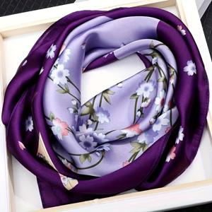 TEMU 여성을 위한 우아한 플로럴 프린트 스카프 - 가볍고 자외선 차단 기능이 있으며 따뜻한 사계절용 다용도 넥웨어, 기계 세탁 가능한 부드러운 원단, 퍼플/핑크/화이트/그린 – 스타일리시한 아웃도어 액세서리
