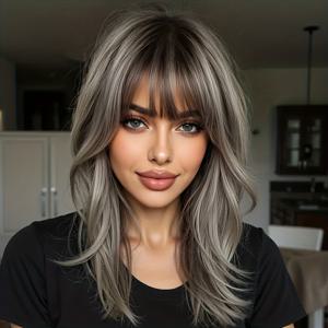 TEMU 여성을 위해 디자인된 18인치 가발입니다. 블론드 및 브라운 하이라이트가 있는 중간 길이의 곱슬머리와 웨이브 스타일이 특징입니다. 내열성 섬유로 제작되었으며, 일상적인 사용, 발렌타인데이, 성 패트릭 데이에 적합합니다.