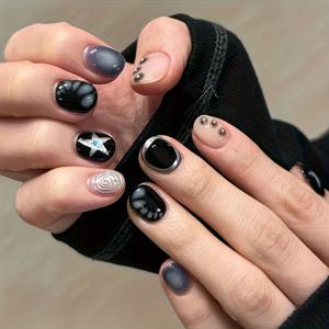TEMU 24개입 숏 스퀘어 프레스온 네일 - 누드, 블랙, 실버 스타, 스파이럴 악어무늬 & 3D 입체 장식, 스틸볼, 피쉬맨 디자인 고스 펑크 스타일 풀커버 일상용 가을 겨울 인조네일 아트