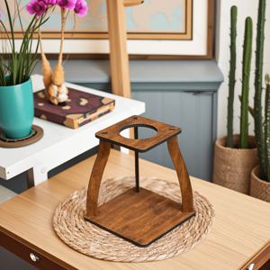 TEMU 스타일의 창의적인 디스플레이 선반으로 디자인된 우드 드립 커피 랙, 주방 카운터탑이나 커피 코너를 돋보이게 해줍니다. 로맨틱한 선물용 액세서리로도 매력적인 커피 랙으로 사용하기 좋습니다