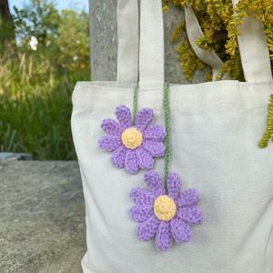 TEMU 손으로 뜨는 및 데이지 가방 참, 일본 스타일 플로럴 코바늘 키체인, 의류용 빈티지하고 산뜻한 액세서리