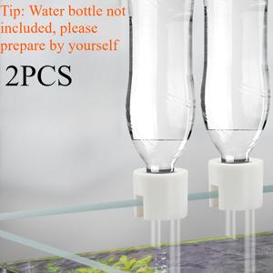 TEMU 전기 없이 작동하는 자동 어항 물 디스펜서. 소형에서 중형 어항에 적합합니다. 미네랄 워터 병에 부착 가능한 작은 수위 조절기가 특징이며 배터리는 필요 없습니다.