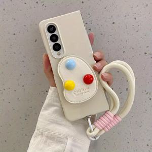 TEMU 휴대폰 케이스 - 오프화이트 + 3D 지지 캔디 볼 + 대비되는 색상 휴대 스트랩 휴대폰 케이스 (삼성 갤럭시 Z 폴드 7, 갤럭시 Z 폴드 6, 갤럭시 Z 폴드 5, 갤럭시 Z 폴드 4, 갤럭시 Z 폴드 3)
