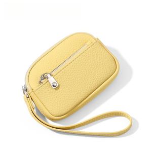 TEMU 새로운 패셔너블 여성용 립스틱 이어폰 수납 제로 지갑. 컴팩트하고 미니한 열쇠고리 펜던트. 멀티 컬러 핸드헬드 지갑. PU 고급 소프트 제로 지갑