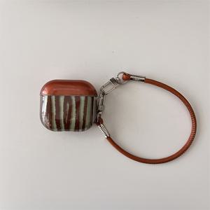 TEMU 레더 스트랩이 달린 빈티지 브라운 & 그린 이어폰 케이스 (에어팟 2/3/4 Pro/Pro2용 플라스틱 보호 디자인), 불규칙한 디자인 특징