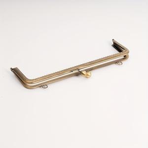 TEMU 지갑 키스락 프레임 | 엠보싱 빈티지 디자인 직사각형 금속 프레임 | DIY 애호가, 핸드백/클러치/동전 지갑 제작 및 하드웨어 교체에 적합. 내구성 있는 키스락 잠금 디자인, 일상 가방 공예 프로젝트 및 휴일 DIY 선물 용품, DIY 지갑 제작에 이상적