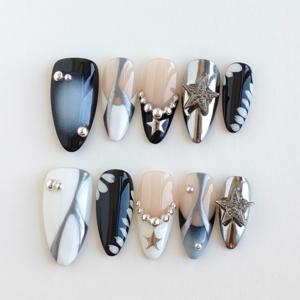 TEMU Toitoi|핸드메이드 인조 아크릴 누네일 10개입 - 숏 아몬드 쉐입, 블랙, 화이트 & 실버리 색상, 별, 라인스톤 & 추상적인 액센트 포함, 엣지있는 Y2K 누네일용 유광 & 메탈릭 마감 | 데일리웨어, 파티용으로 완벽 | 2025 가을 겨울