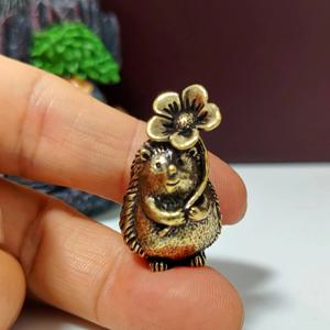 TEMU 창의적인 플로럴 탁상 장식품 - 황동 아트 데코 선물, 가정, 자동차, 회사, 차, 차사랑, 부활절, 크리스마스, 발렌타인데이