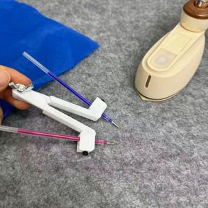 TEMU 조절 가능한 간격 재봉 라인 드로잉 도구, 손바느질 솔기 표시 도구, DIY 라인 드로잉 도구, 재봉 측정 키트. 퀼팅, 패브릭 DIY, 재봉에 적합. 다양한 너비로 조절 가능, 주류 교체 리필과 호환. 필수 재봉 보조 도구, 재단사/아내/어머니/친구를 위한 실용적인 선물