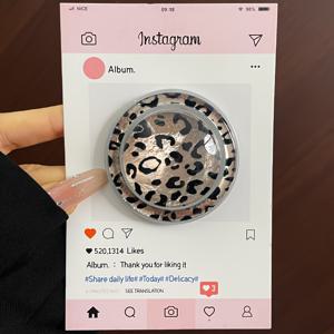 TEMU 고급 패션 프린트 앰버 브라운 원형 마그네틱 맥세이프 폰 홀더, 강력한 마그네틱 흡착 기능의 접이식 및 접이식 디자인