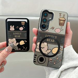 TEMU 휴대폰 케이스 - 2개 세트 신상 럭셔리 패션 크리에이티브 충격 방지 만화 곰돌이 패턴 마그네틱 휴대폰 케이스 및 패셔너블한 럭셔리 인조 가죽 마그네틱성 다기능 카드 클립 (삼성 갤럭시 S25 울트라 S24 S23 S22 S21 플러스 FE A55 A54)