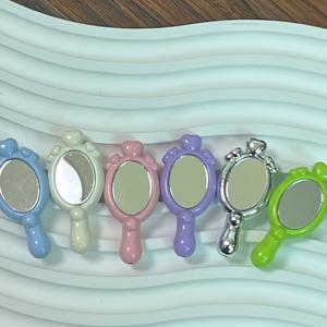 TEMU 비즈 펜 프로젝트, 펜던트 장식 비즈, 헤어핀 장식, 신발 장식 및 휴대폰 및 가방 체인 펜던트 제작 재료를 위한 세로 구멍이 있는 랜덤 색상 아크릴 만화 마카롱 스타일 매직 거울 6개 세트