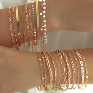 TEMU 22피스 엘레강스 스타일 여성용 팔찌 세트, 반짝이는 인조 라인스톤과 인조 스톤, 빈티지 크리에이티브 하트 체인, 쿠바 체인, 플랫 스네이크 체인, 체인, 박스 체인 멀티 레이어 스택 가능한 팔찌 세트, 데일리, 캐주얼, 데이트, 파티웨어에 적합, 완벽한 발렌타인데이 주얼리 선물