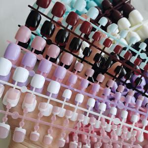 TEMU 168개 짧은 사각 인조 발톱 7가지 색상, 프레스온 발톱 - 광택 풀 커버, 누드 핑크 프렌치 인조 발톱, 블랙/화이트/레드/핑크/퍼플/블루 혼합 색상 발톱, 여성용 순수 색상 인조 발톱 선물