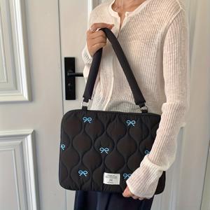 TEMU 13/14/.6인치 노트북용 - 귀여운 리본 노트북 숄더백, 컴팩트 휴대용 컴퓨터 캐리어, 대학, 여행 및 일상 사용에 적합