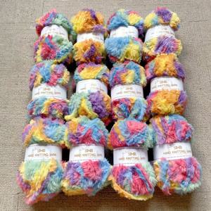 TEMU 12개/600G 혼합 색상 인조 모피 털실 코바늘 뜨개질 실, 두꺼운 털실, 모조 밍크 고급 털실, 손뜨개 털실, 옷, 모자, 스카프, 담요 뜨개질용 코바늘 털실, 손뜨개 할로윈, 크리스마스 휴일 선물